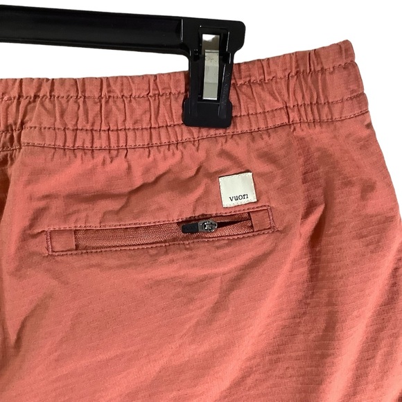 Vuori Vintage Ripstop Short in Stoneware - Picture 4 of 6